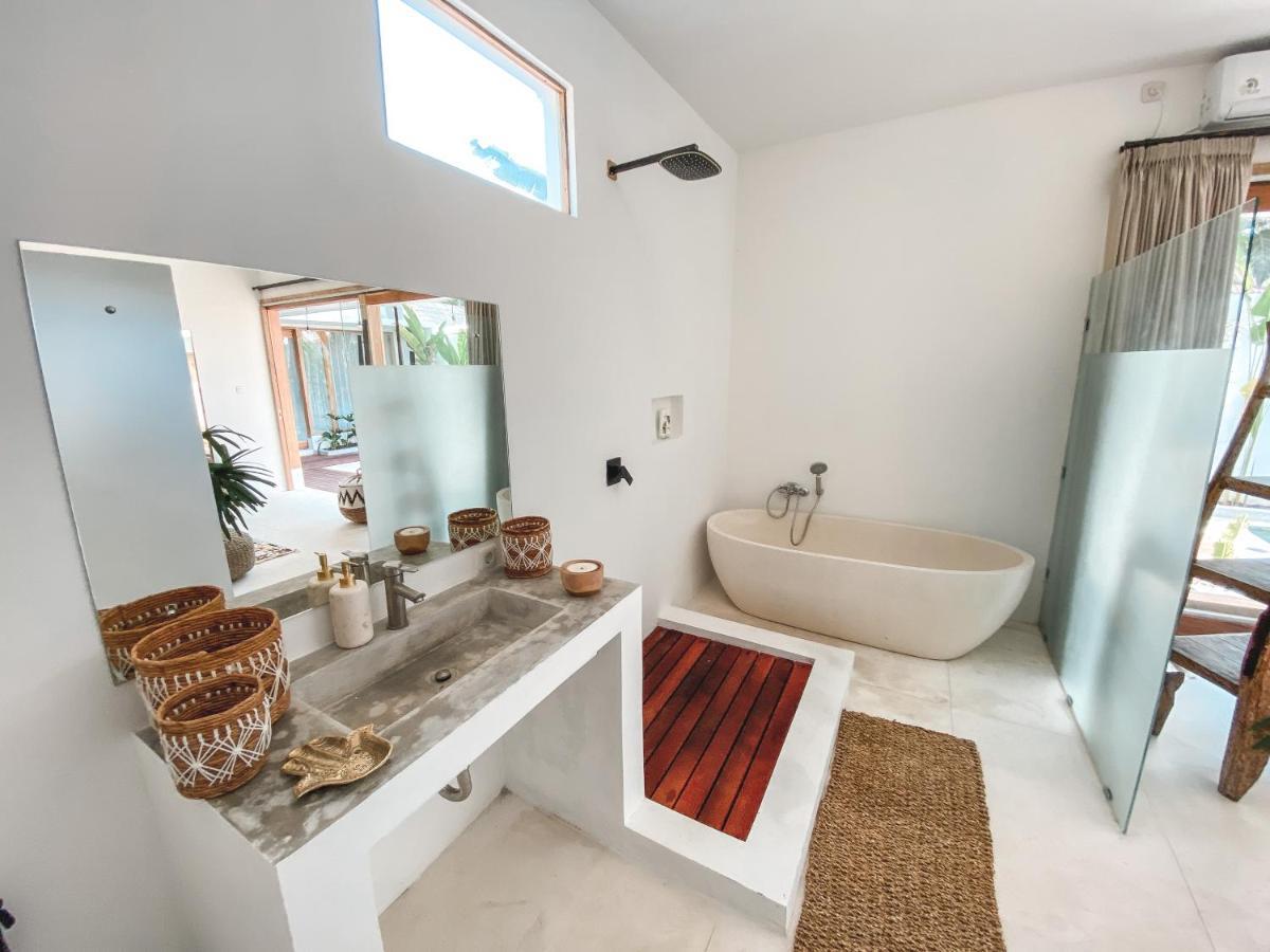 Villa Uma & Amu - Modern Design Kuta (Lombok) Exterior photo