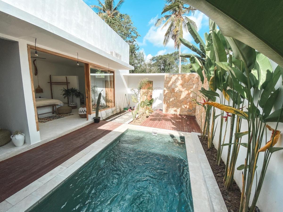 Villa Uma & Amu - Modern Design Kuta (Lombok) Exterior photo
